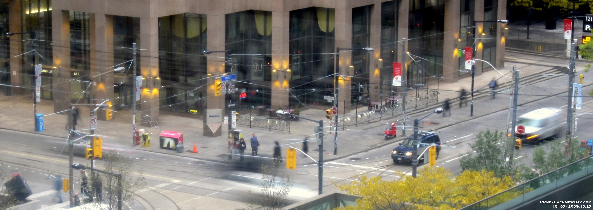 18107RoCrLe - Out the windows at RSB